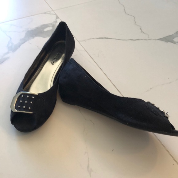 Ladies shoes - Picture 2 of 4